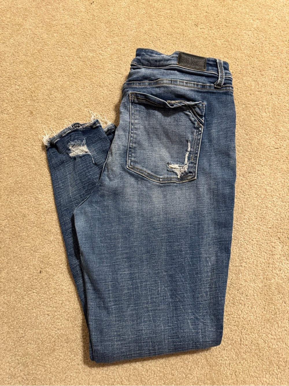 Women’s Blue Frayed-Hem Skinny Jeans - Picture 2 of 3